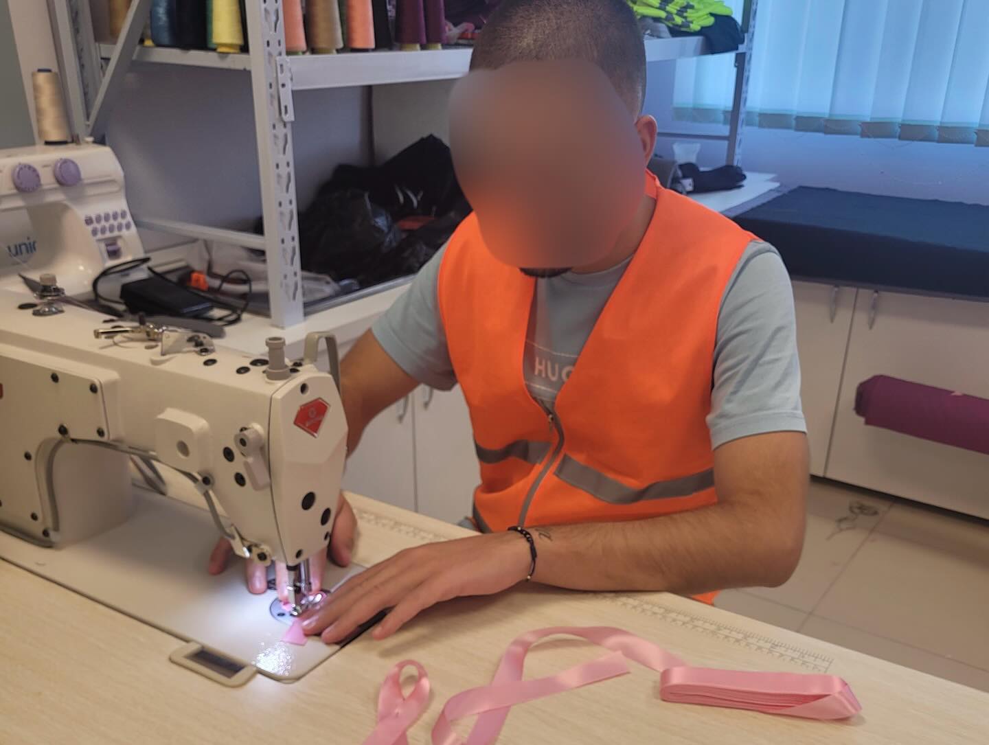 Maloletnici Korektivnog Centra u Lipljanu posvećeni su podizanju svesti o raku dojke