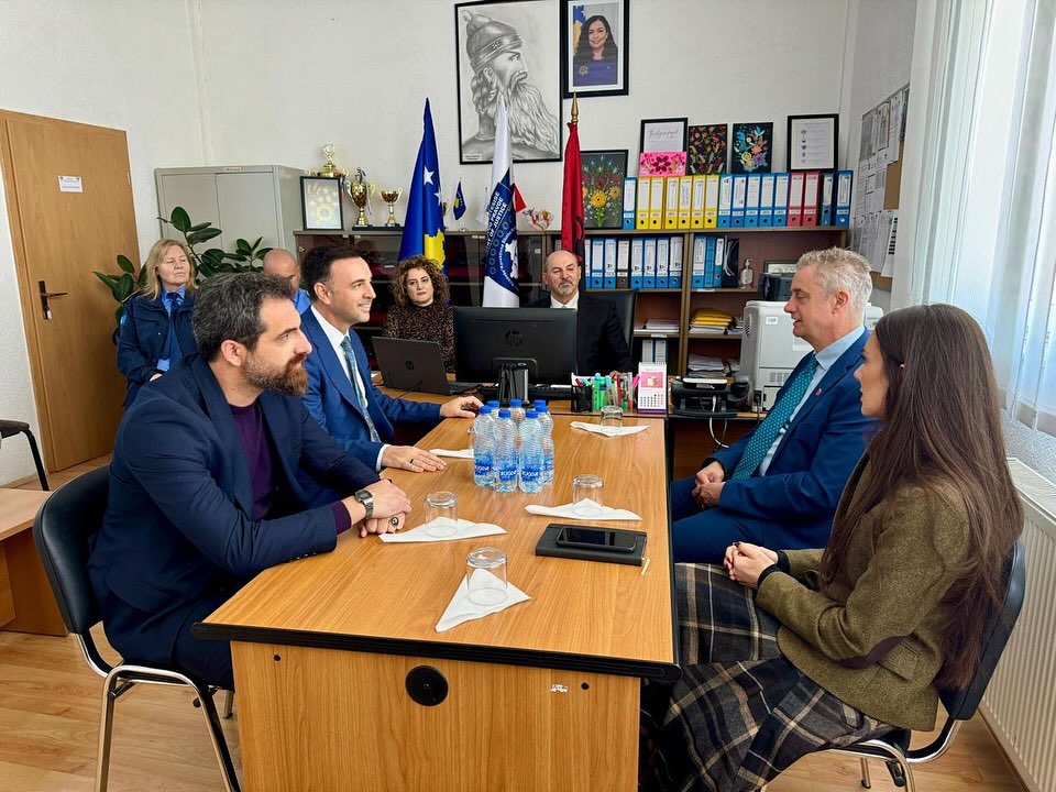 Britanski ambasador posetila Kazneno-popravni centar za žene u Lipljanu