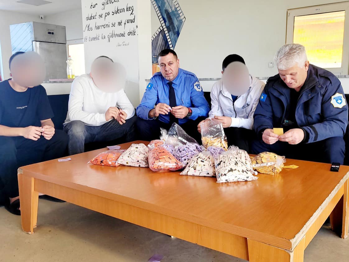 Maloletnici Korektivnog-obrazovnog centra u Lipljanu podržavaju globalnu kampanju „16 dana aktivizma protiv rodno zasnovanog nasilja“